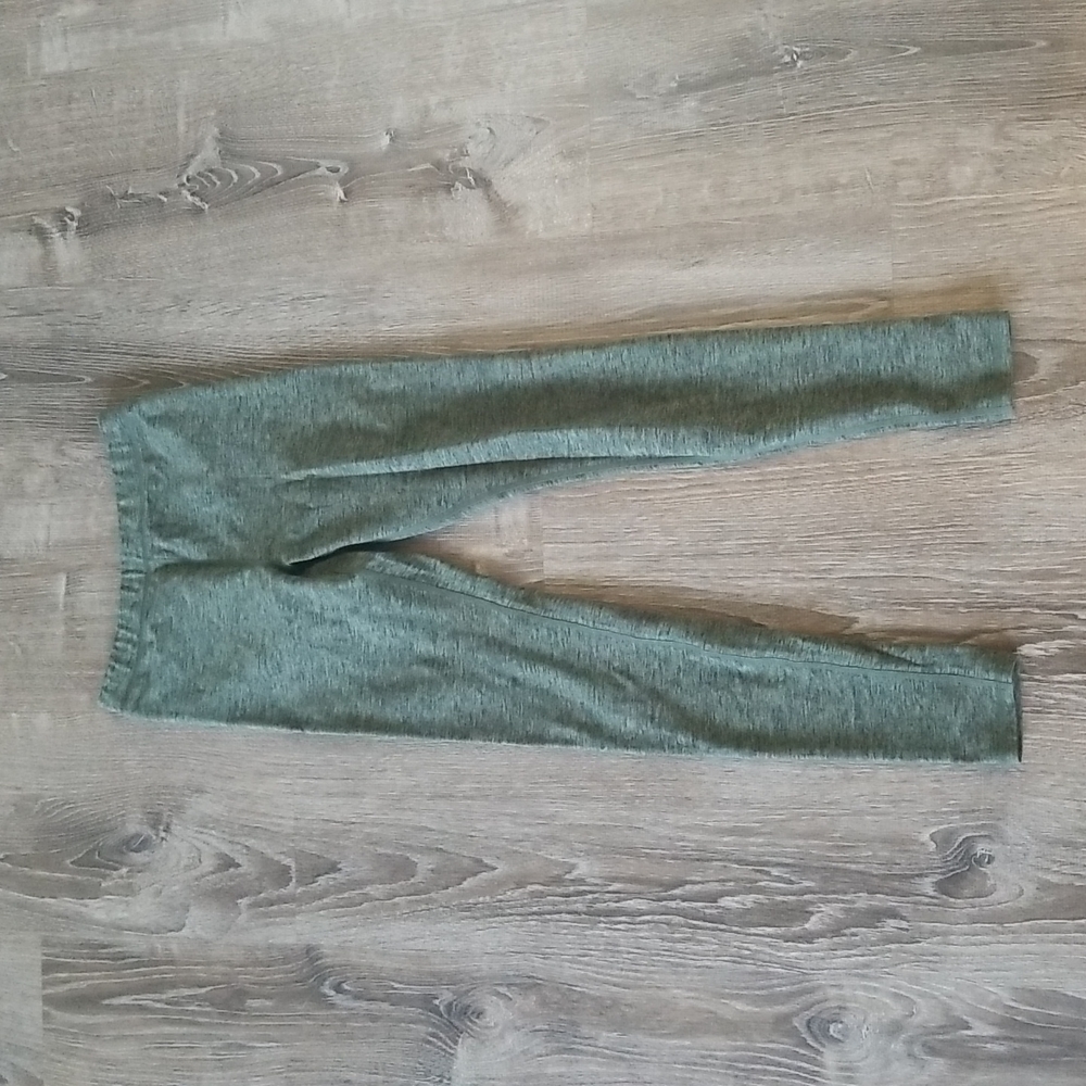 ALO Yoga High-Waist Flow Legging - LIKE NEW